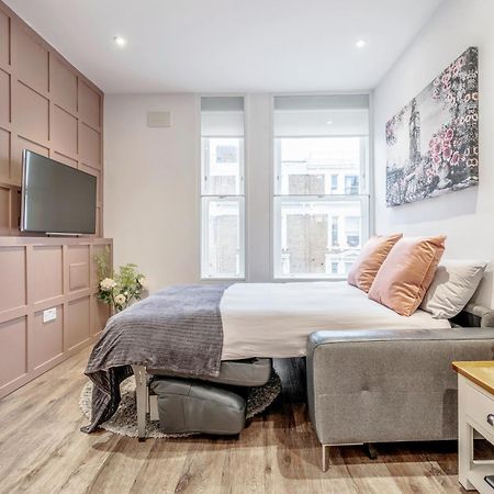 Bright & Modern 2-Bed Notting Hill Apartment 런던 외부 사진
