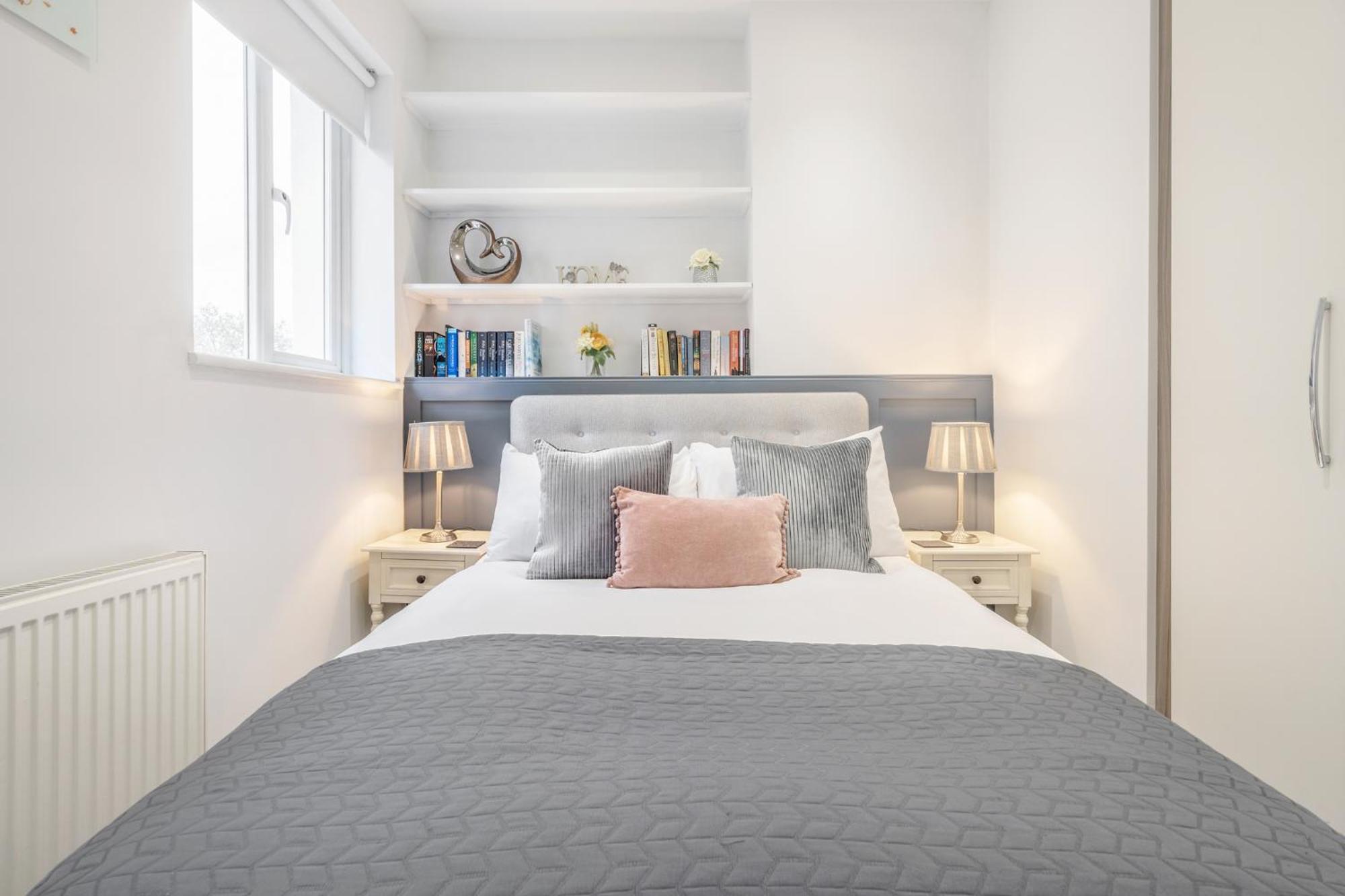 Bright & Modern 2-Bed Notting Hill Apartment 런던 외부 사진