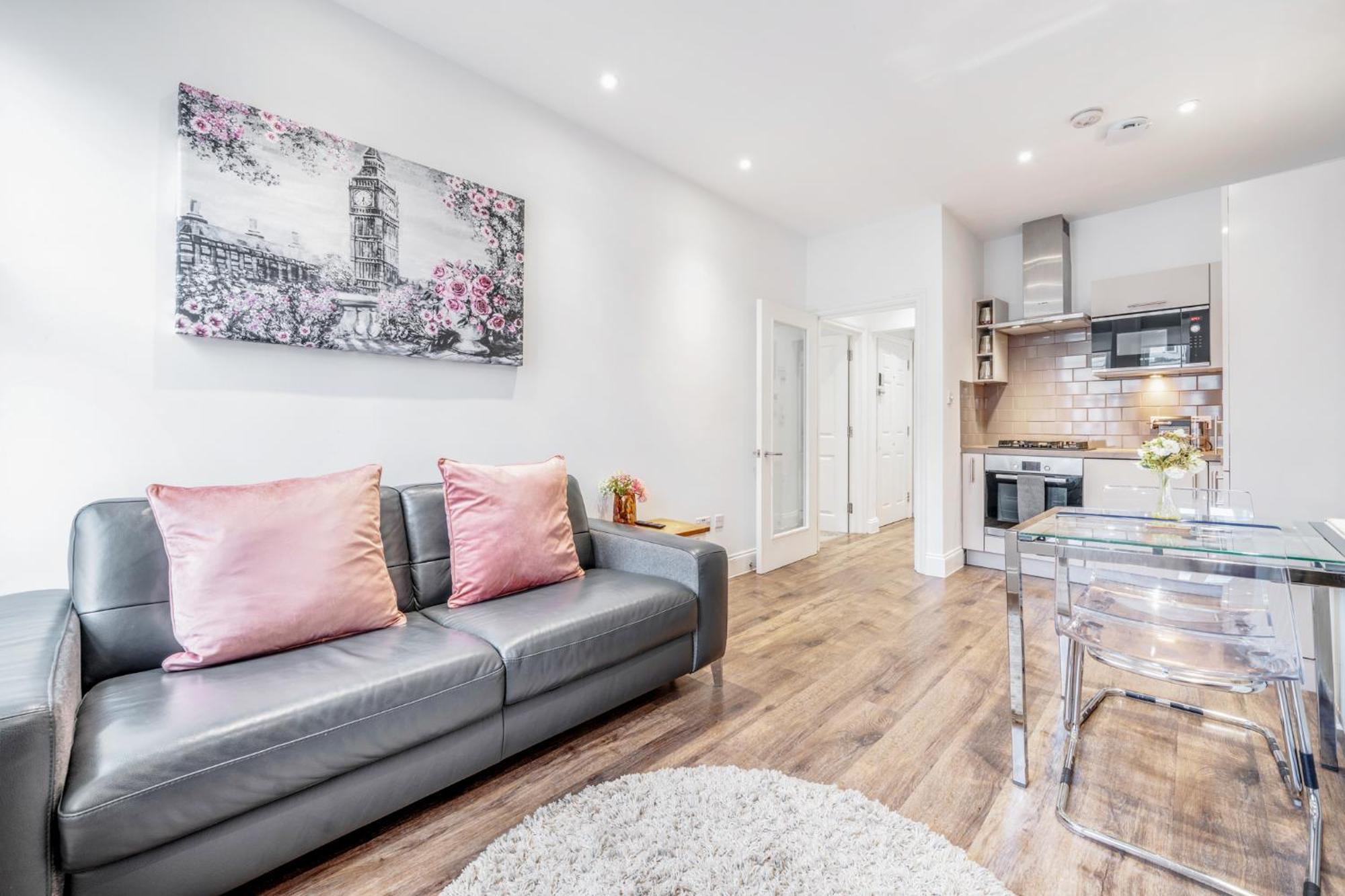 Bright & Modern 2-Bed Notting Hill Apartment 런던 외부 사진