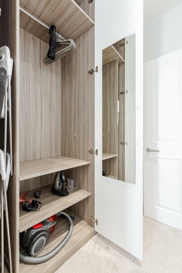 Bright & Modern 2-Bed Notting Hill Apartment 런던 외부 사진