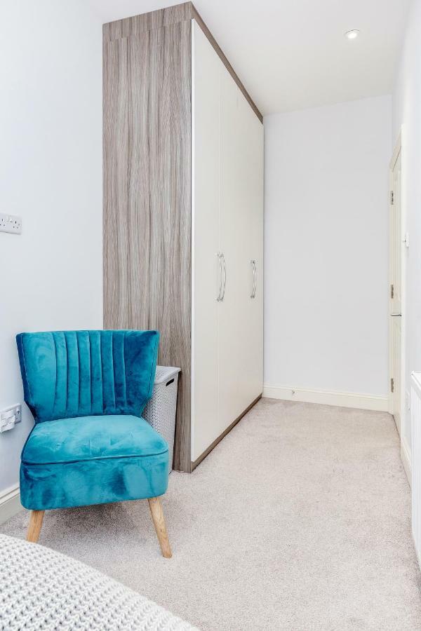 Bright & Modern 2-Bed Notting Hill Apartment 런던 외부 사진