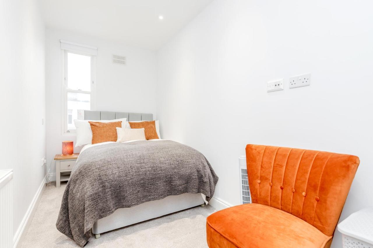 Bright & Modern 2-Bed Notting Hill Apartment 런던 외부 사진