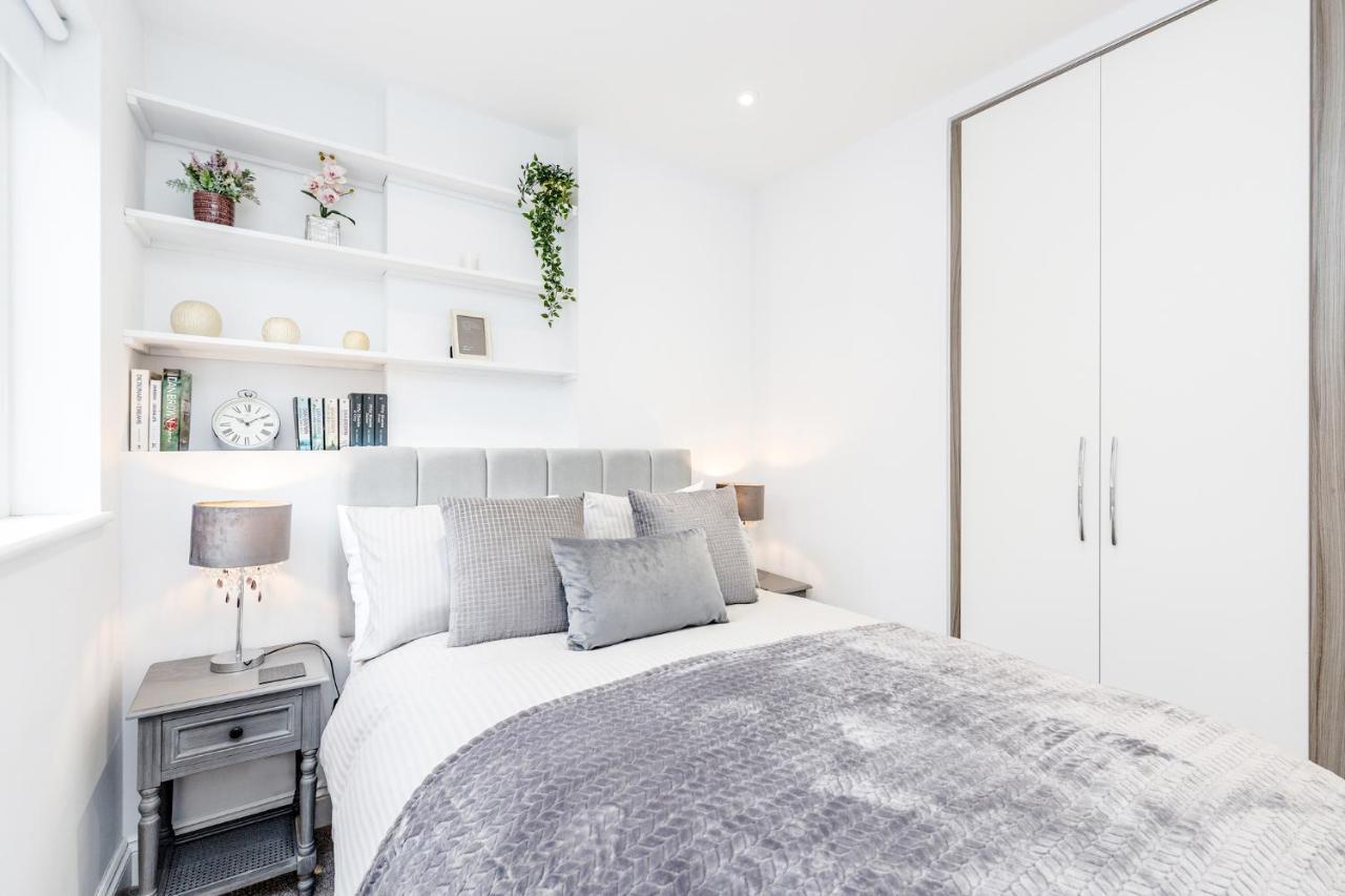 Bright & Modern 2-Bed Notting Hill Apartment 런던 외부 사진